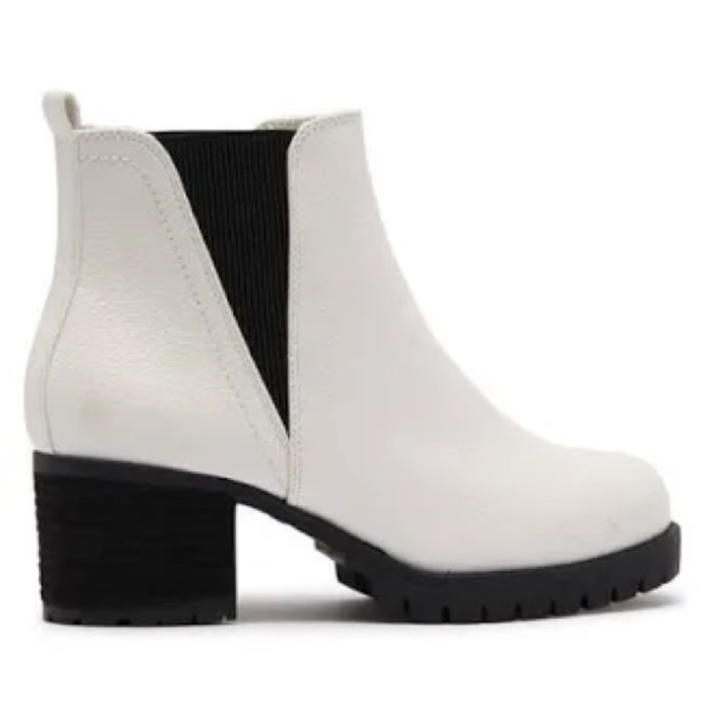 Mia Jody Chelsea Boot - Size 7.5